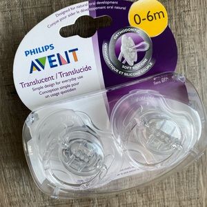 Advent soft silicone soothers